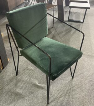 ΚΑΡΕΚΛΑ - ΠΟΛΥΘΡΟΝΑ ΚΙΚΑ