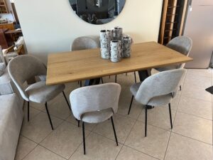 ΤΡΑΠΕΖΑΡΙΑ  Stone