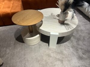 ΤΡΑΠΕΖΑΚΙ ΣΑΛΟΝΙΟΥ VICTOR